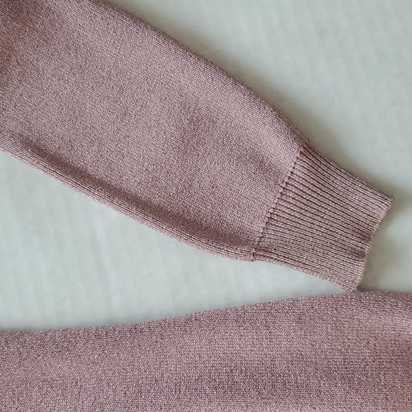 Joseph A. Metallic Rose Gold Sweater Size Large - Picture 4 of 8